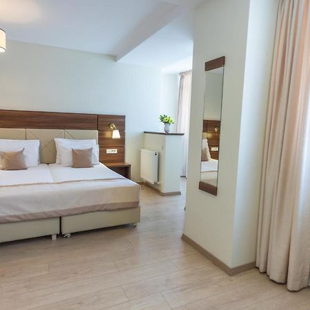 Aparthotel Sir Fundeni Tower ブカレスト エクステリア 写真